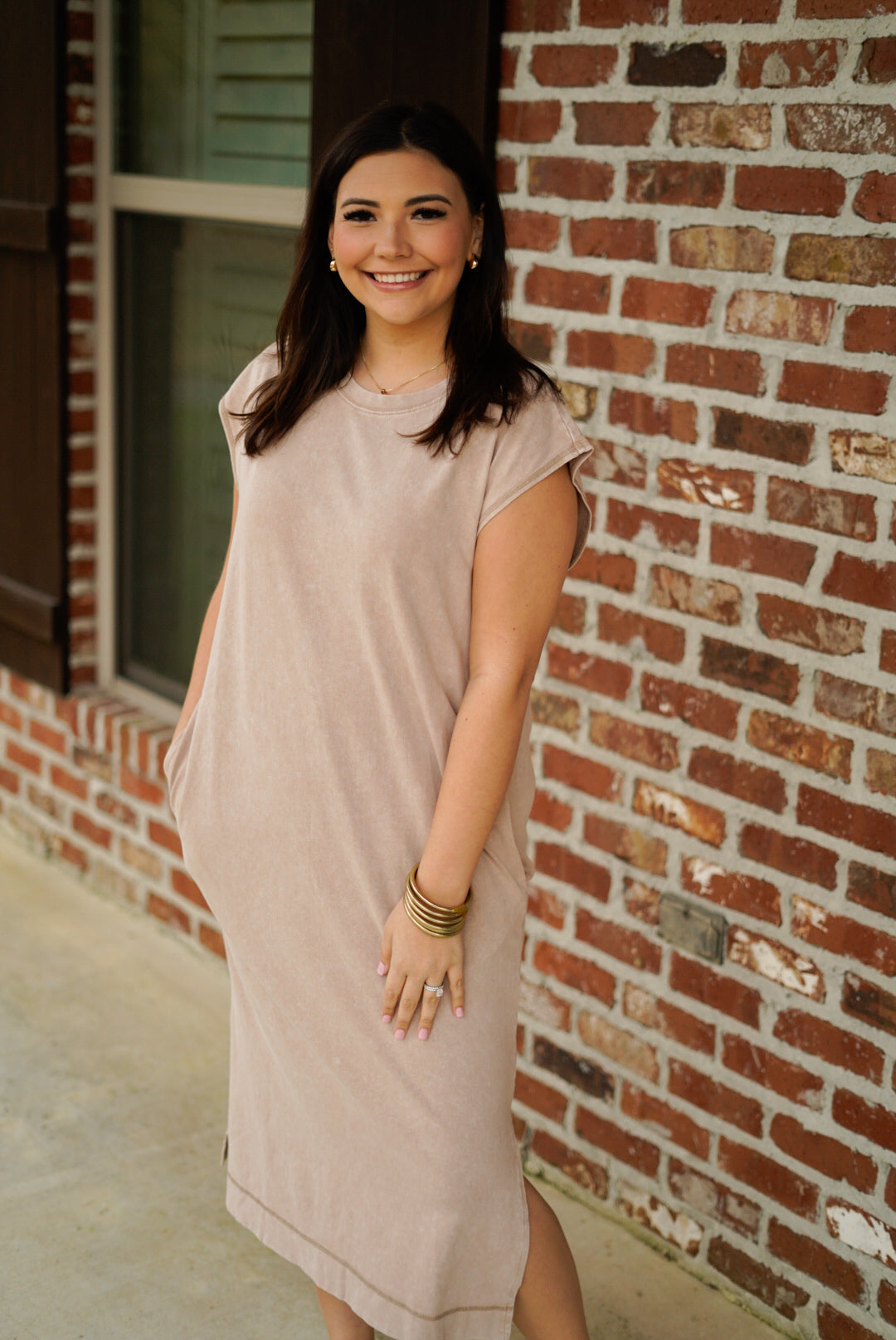 Simple and Chic T-Shirt Midi Dress