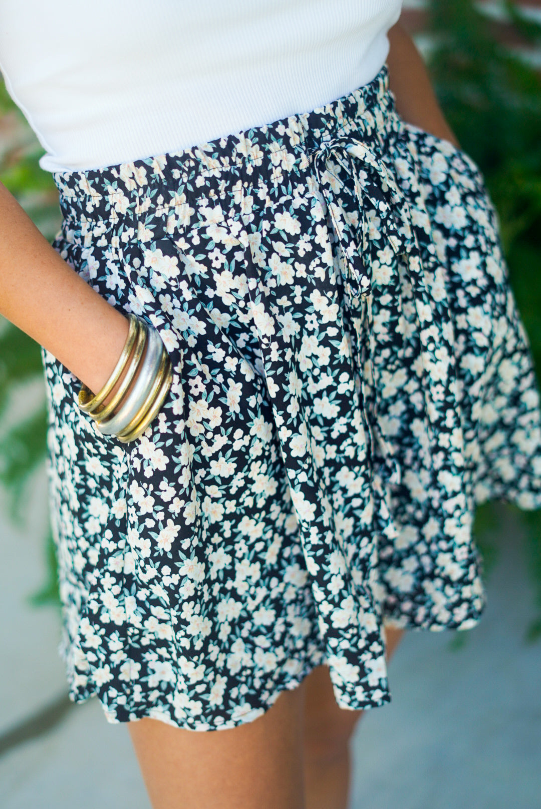Neutral Floral shorts